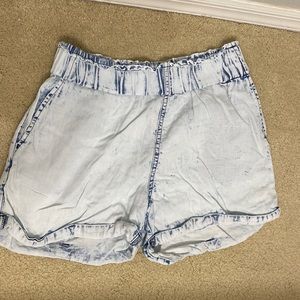 Altar’d State Soft Jean Loose Jean Shorts